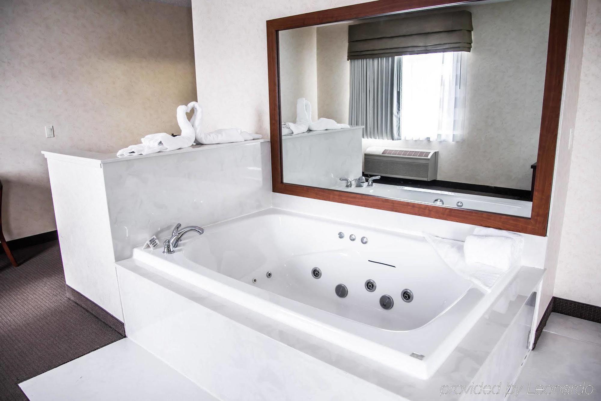 Allendale Sleep Inn & Suites מראה חיצוני תמונה